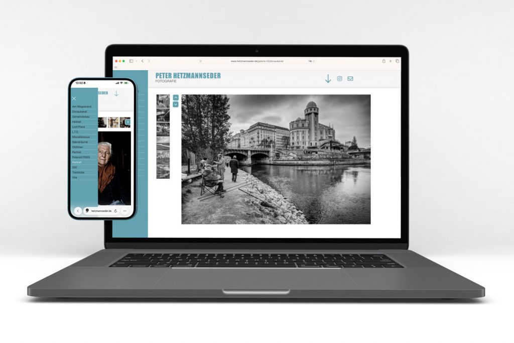 Anzeige der Webseite eines Fotografen auf Laptop und Handy